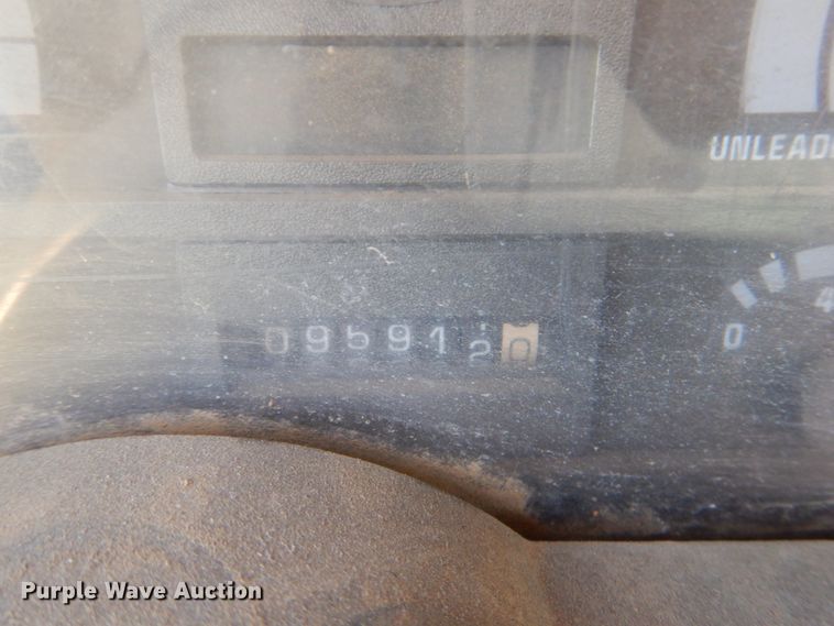 image for item HC9282 1995 GMC C7500  spreader truck