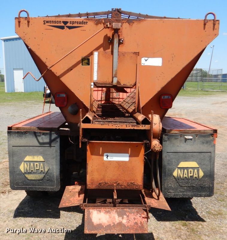 image for item HC9283 1995 Ford F750  spreader truck