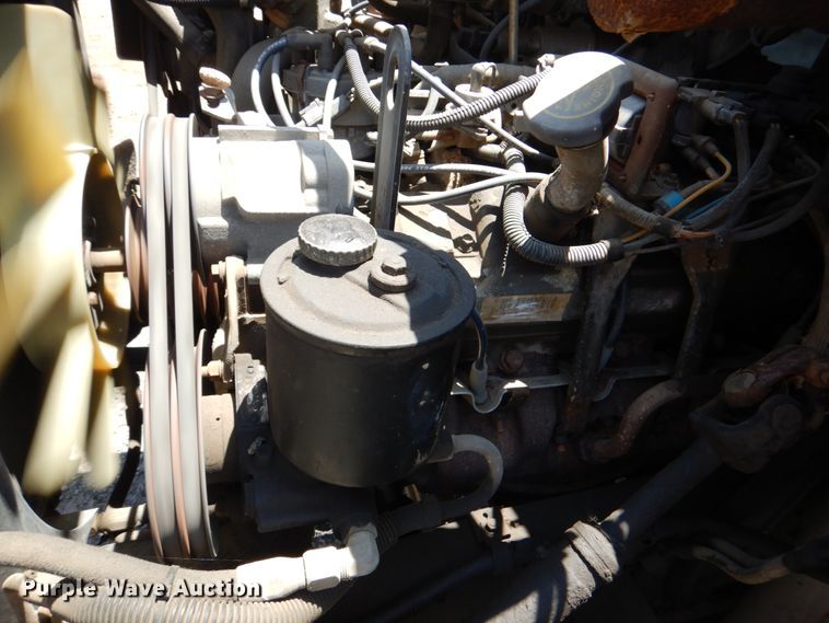 image for item HC9283 1995 Ford F750  spreader truck