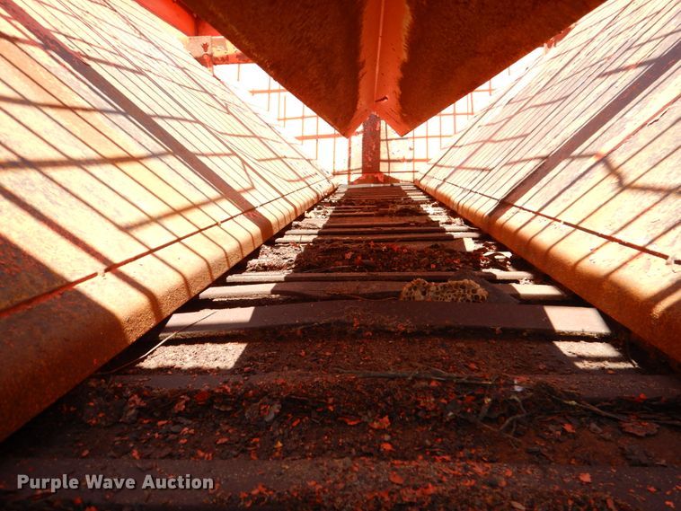 image for item HC9283 1995 Ford F750  spreader truck