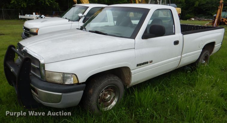 image for item HC9294 1999 Dodge Ram 1500  pickup truck