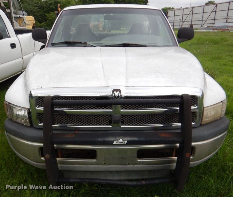 image for item HC9294 1999 Dodge Ram 1500  pickup truck