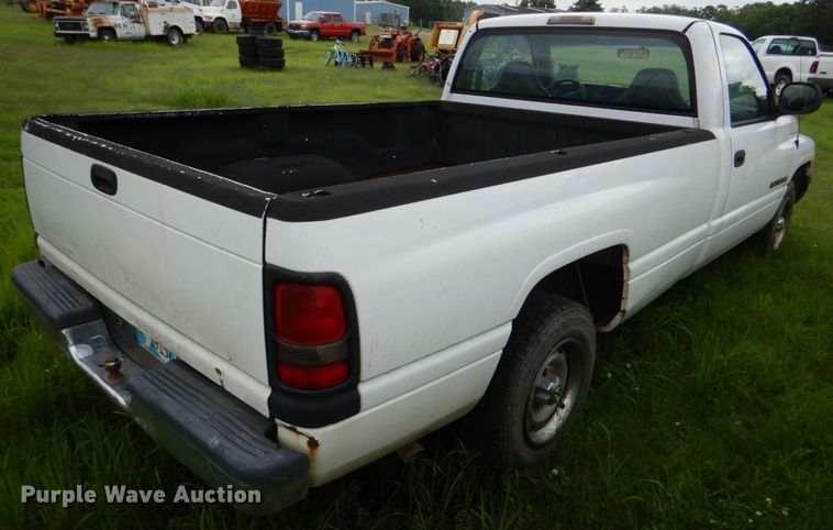 image for item HC9294 1999 Dodge Ram 1500  pickup truck