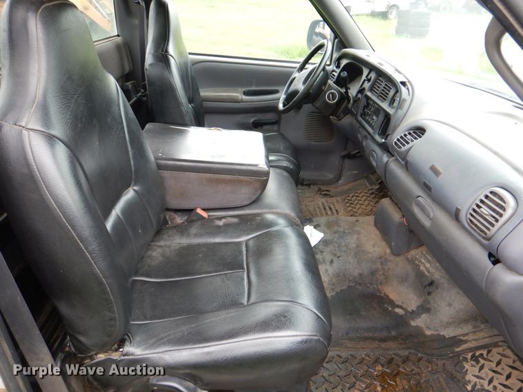 image for item HC9294 1999 Dodge Ram 1500  pickup truck