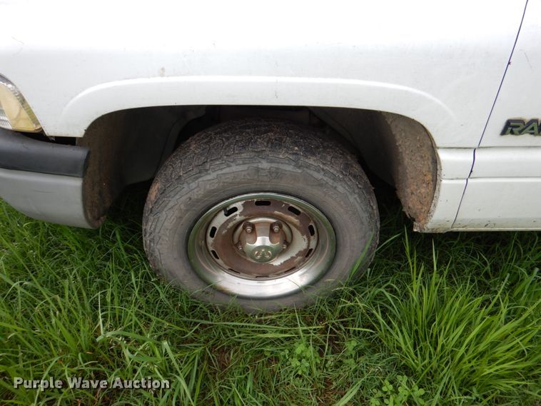 image for item HC9294 1999 Dodge Ram 1500  pickup truck