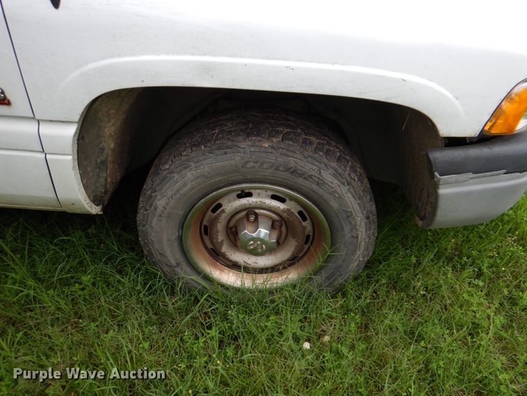 image for item HC9294 1999 Dodge Ram 1500  pickup truck