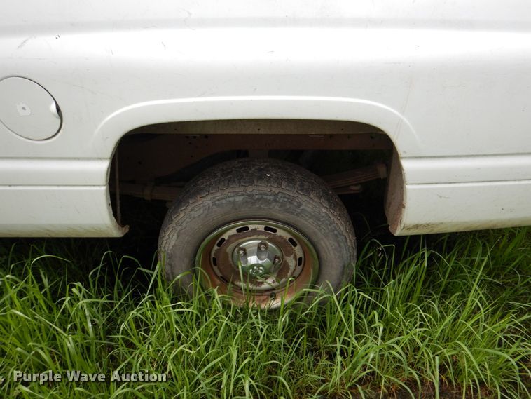 image for item HC9294 1999 Dodge Ram 1500  pickup truck