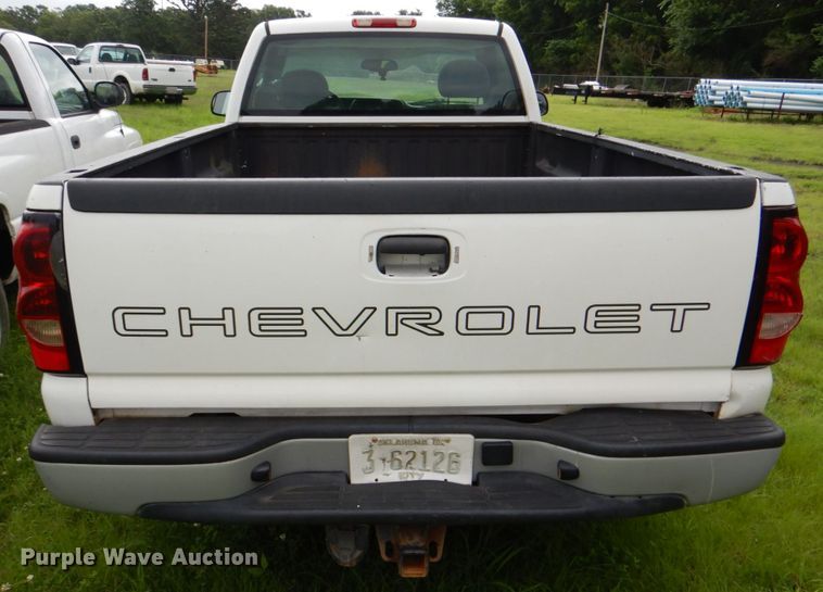 image for item HC9298 2007 Chevrolet Silverado 1500  pickup truck