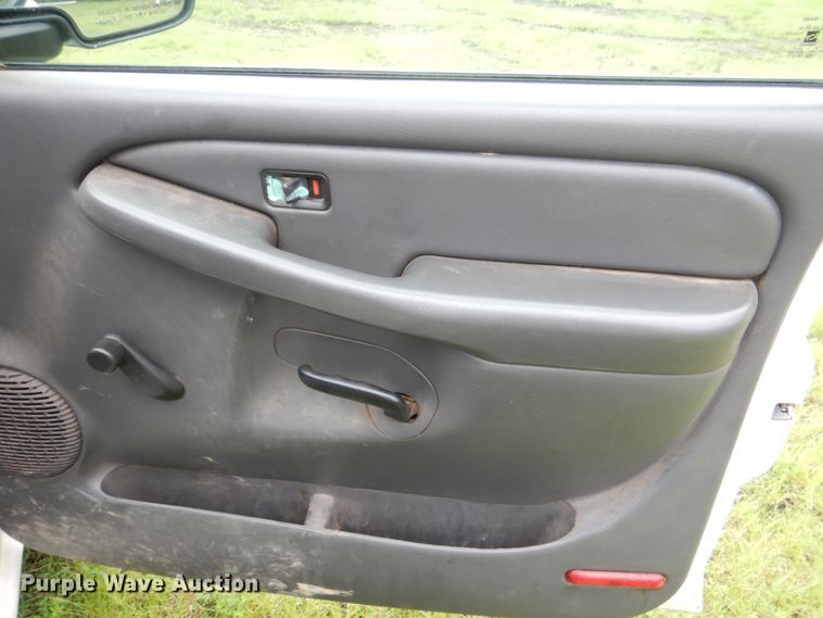 image for item HC9298 2007 Chevrolet Silverado 1500  pickup truck