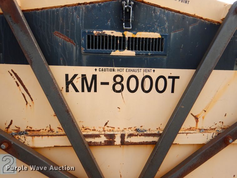 image for item IA9954 KM International KM-800T  asphalt recycler
