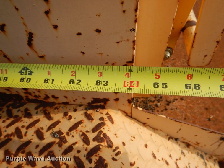 image for item IA9954 KM International KM-800T  asphalt recycler