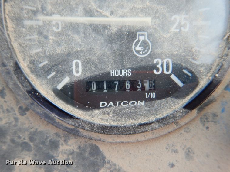 image for item IA9955 2000 John Deere 310SE  backhoe