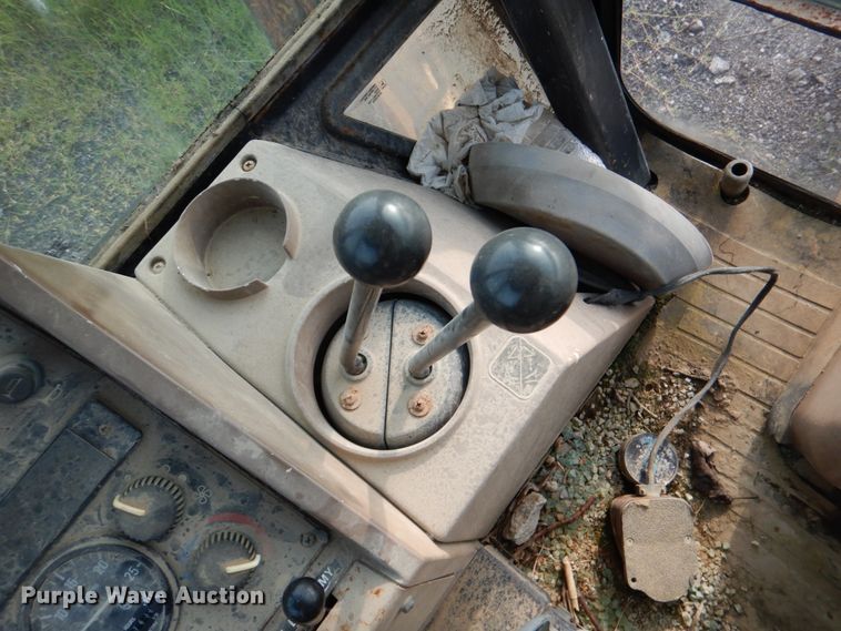 image for item IA9955 2000 John Deere 310SE  backhoe