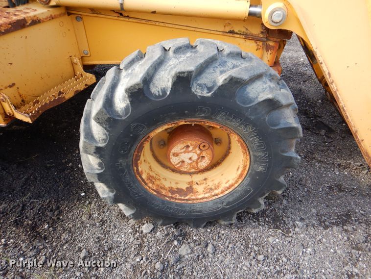 image for item IA9955 2000 John Deere 310SE  backhoe