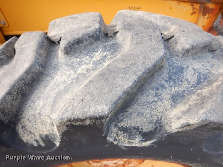 image for item IA9955 2000 John Deere 310SE  backhoe