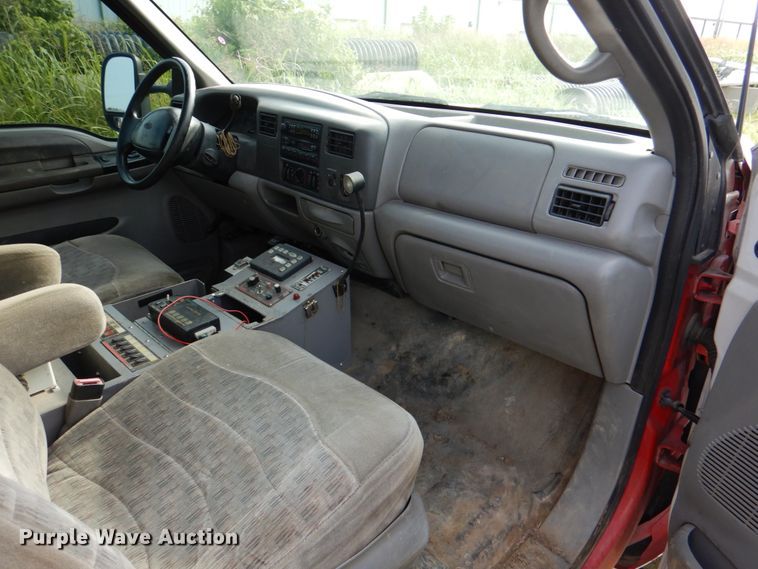 image for item IA9959 2000 Ford F450 Super Duty XLT  utility / service truck