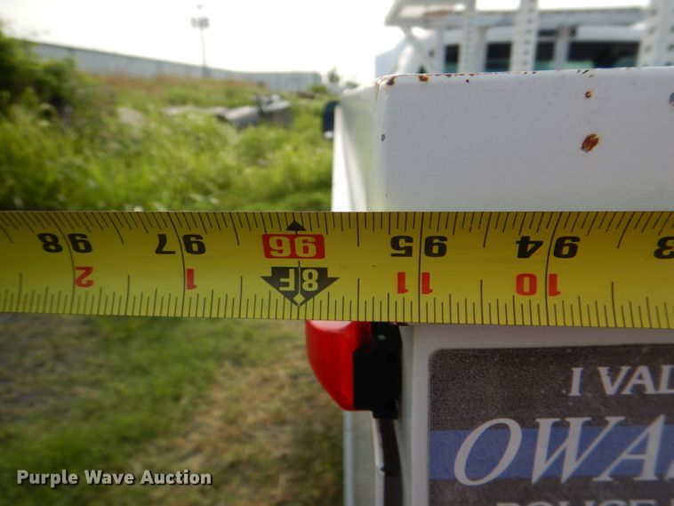 image for item IA9959 2000 Ford F450 Super Duty XLT  utility / service truck