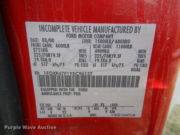 image for item IA9959 2000 Ford F450 Super Duty XLT  utility / service truck