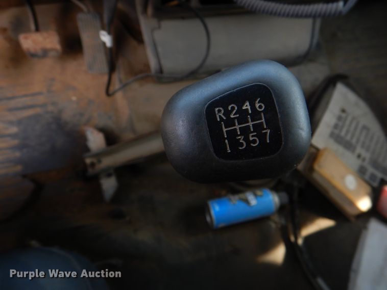 image for item IA9965 2002 Freightliner FL70  dump truck