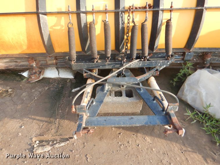 image for item IA9965 2002 Freightliner FL70  dump truck