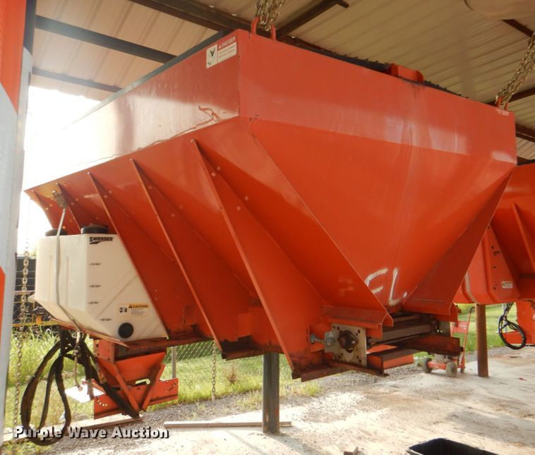 image for item IA9965 2002 Freightliner FL70  dump truck