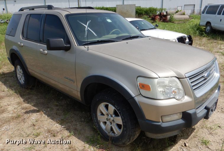 image for item IA9978 2007 Ford Explorer  SUV