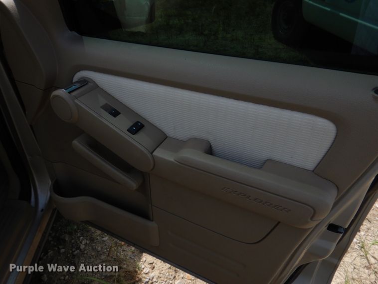 image for item IA9978 2007 Ford Explorer  SUV