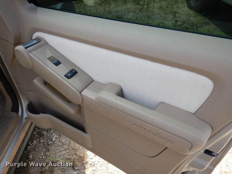 image for item IA9978 2007 Ford Explorer  SUV