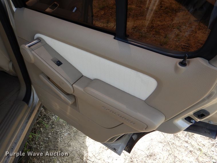 image for item IA9978 2007 Ford Explorer  SUV