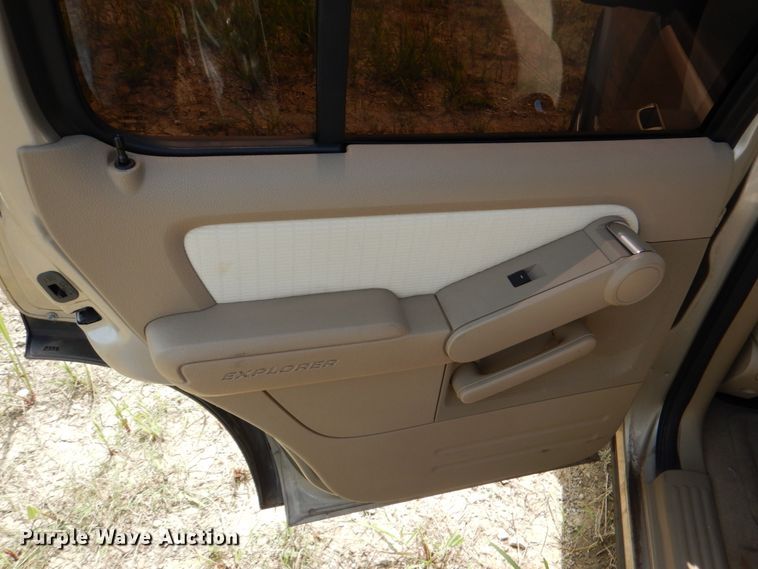 image for item IA9978 2007 Ford Explorer  SUV