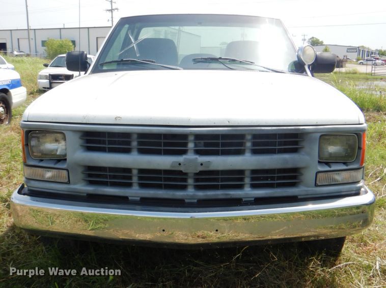 image for item IA9987 1994 Chevrolet C1500  pickup truck