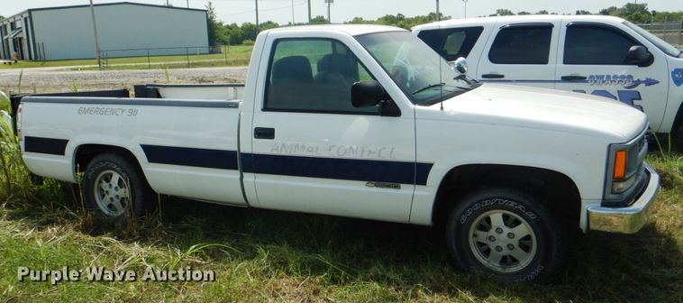image for item IA9987 1994 Chevrolet C1500  pickup truck