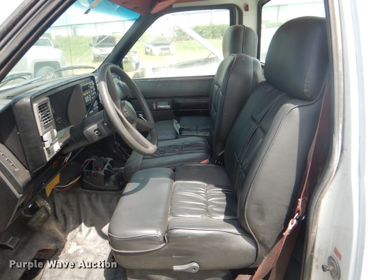 image for item IA9987 1994 Chevrolet C1500  pickup truck