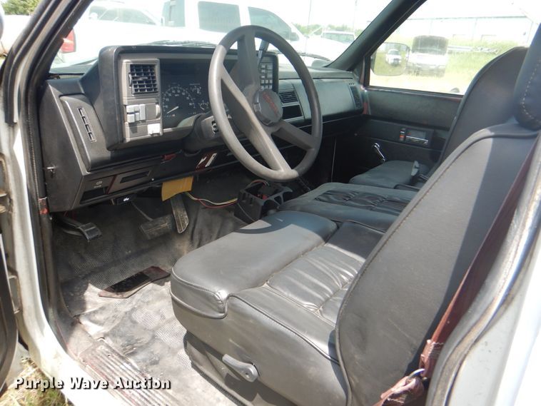 image for item IA9987 1994 Chevrolet C1500  pickup truck