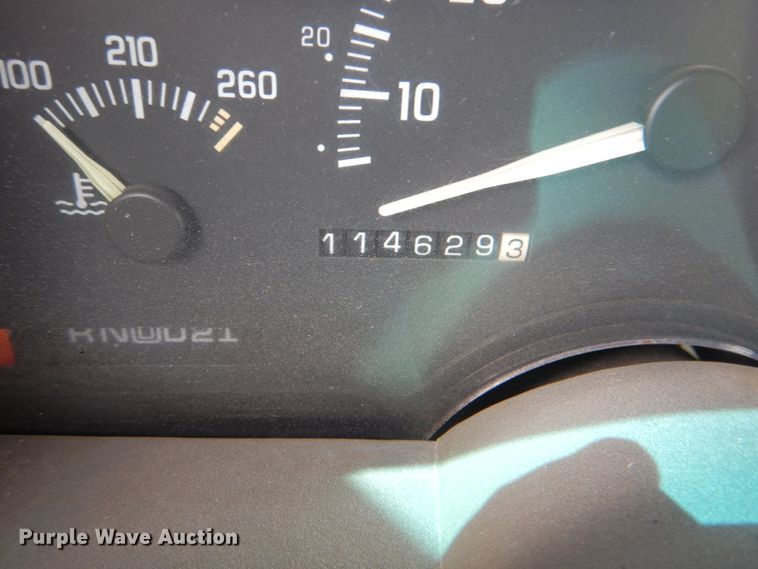 image for item IA9987 1994 Chevrolet C1500  pickup truck