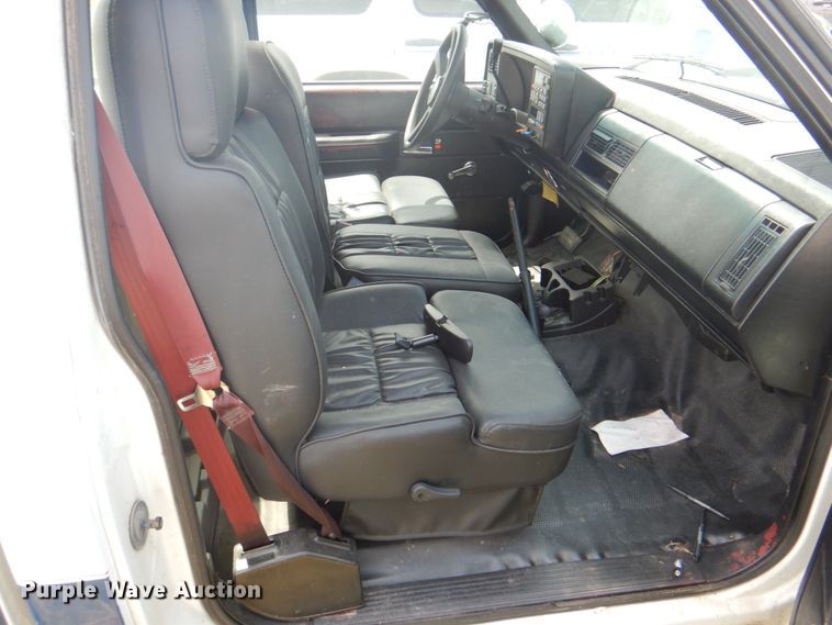 image for item IA9987 1994 Chevrolet C1500  pickup truck