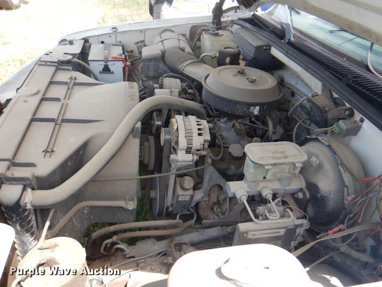 image for item IA9987 1994 Chevrolet C1500  pickup truck