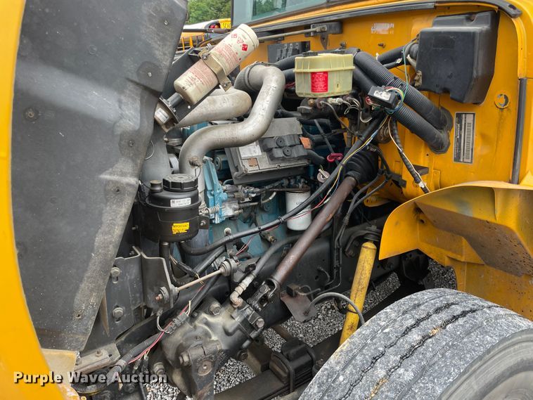 image for item IC9364 1999 International 3800  school bus