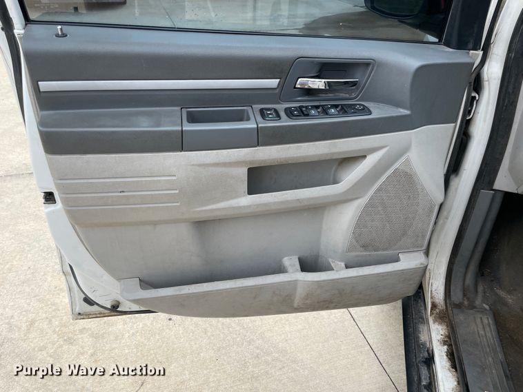 image for item IC9483 2010 Dodge Grand Caravan  van