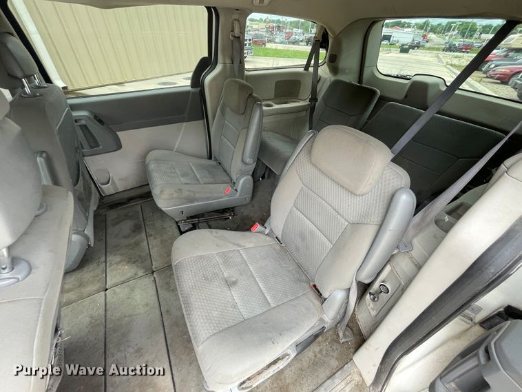 image for item IC9483 2010 Dodge Grand Caravan  van