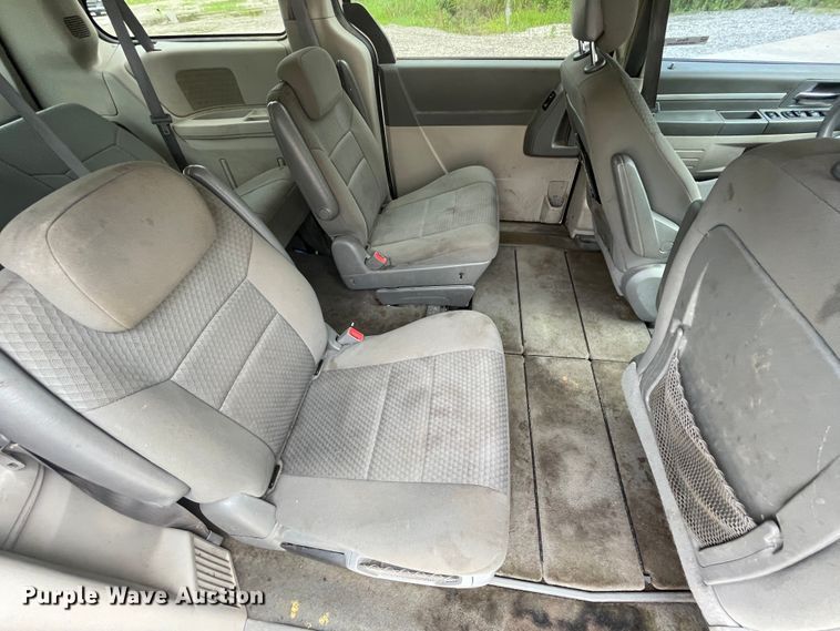image for item IC9483 2010 Dodge Grand Caravan  van
