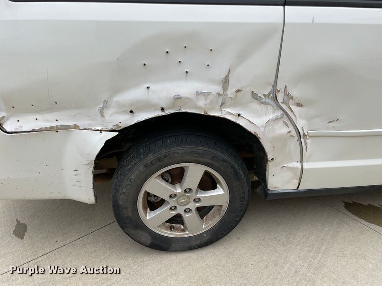 image for item IC9483 2010 Dodge Grand Caravan  van