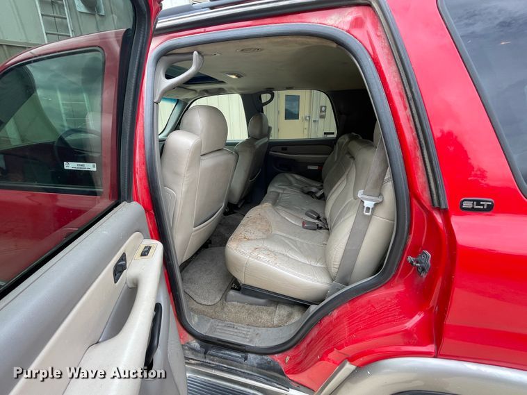 image for item IC9485 2000 GMC Yukon Denali  SUV