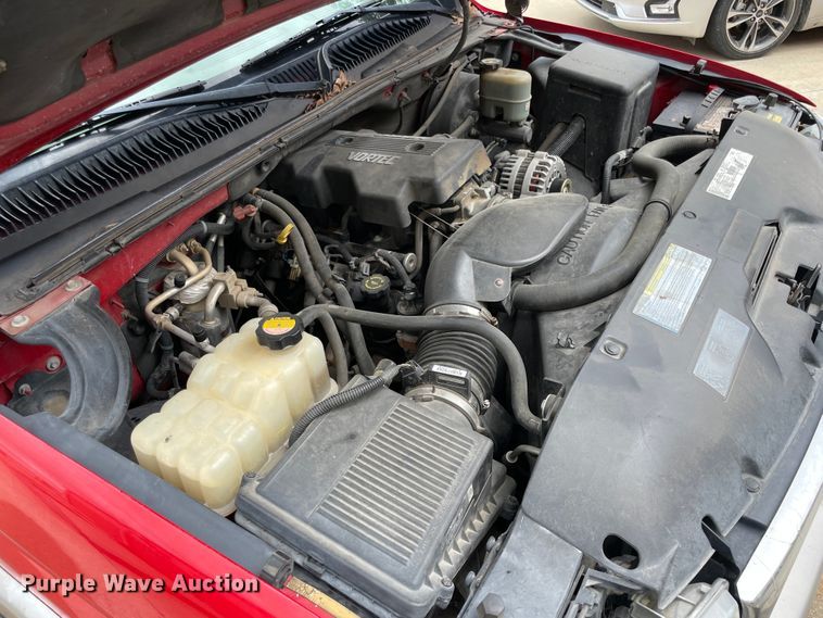 image for item IC9485 2000 GMC Yukon Denali  SUV