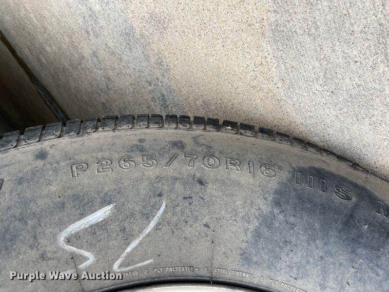 image for item IC9485 2000 GMC Yukon Denali  SUV