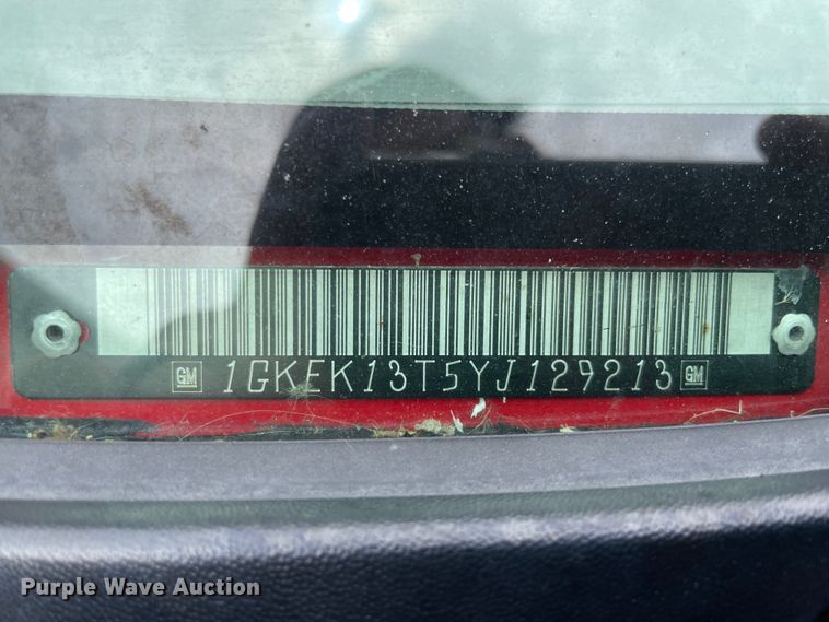 image for item IC9485 2000 GMC Yukon Denali  SUV