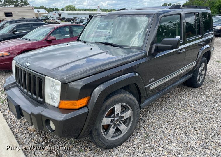 image for item IC9486 2006 Jeep Commander  SUV