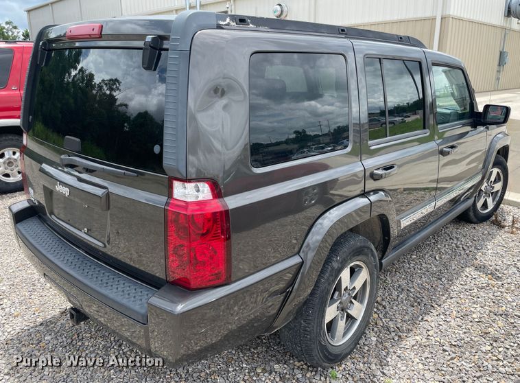 image for item IC9486 2006 Jeep Commander  SUV