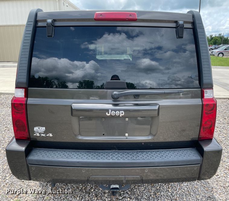 image for item IC9486 2006 Jeep Commander  SUV