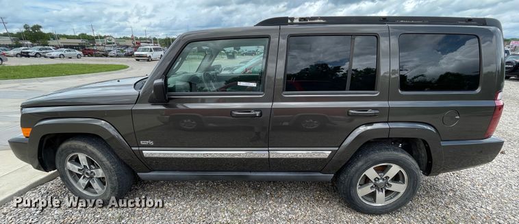 image for item IC9486 2006 Jeep Commander  SUV